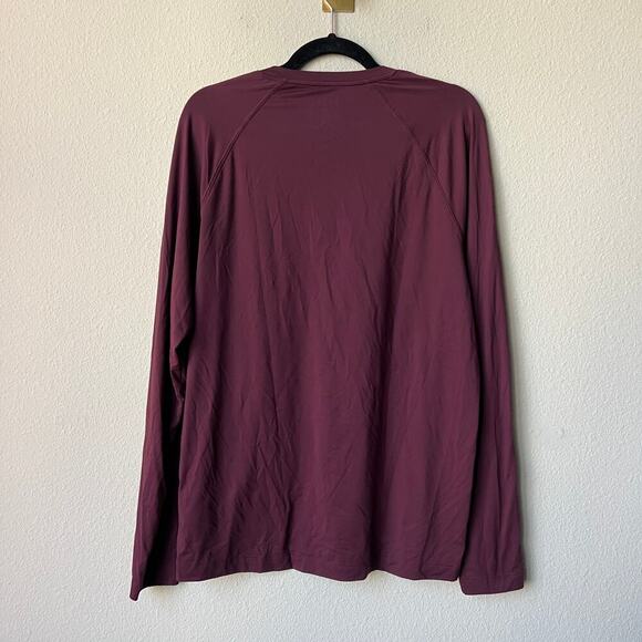 Rhone Reign Burgundy Long Sleeve Soft Sweat Wicking Top Size M - Picture 3 of 6